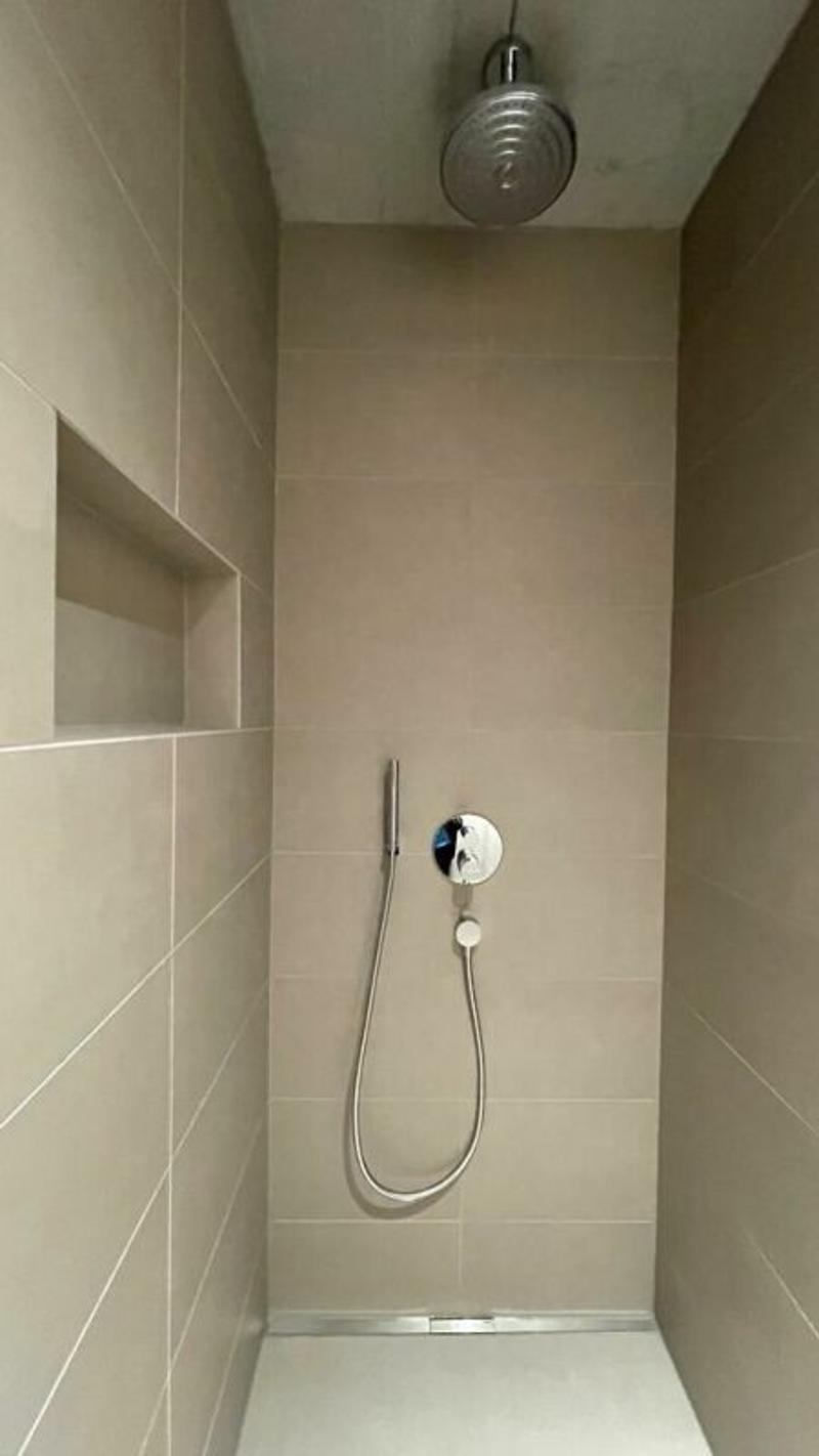 Nidau, splendide duplex haut standing 5.5 pces - 205 m2 avec parking et jardin commun (10)