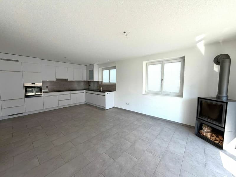 Tavannes, magnifique appartement de 3.5 pièces au rez avec terrasse (3)