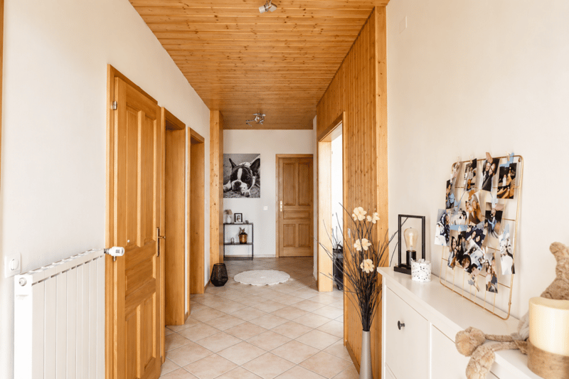 Renan, immeuble locatif de 5 appartements avec stationnements - 5.3% (10)