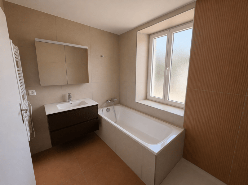 St-Imier, magnifique appartement neuf de 3.5 pièces au 2ème étage avec terrasse (6)