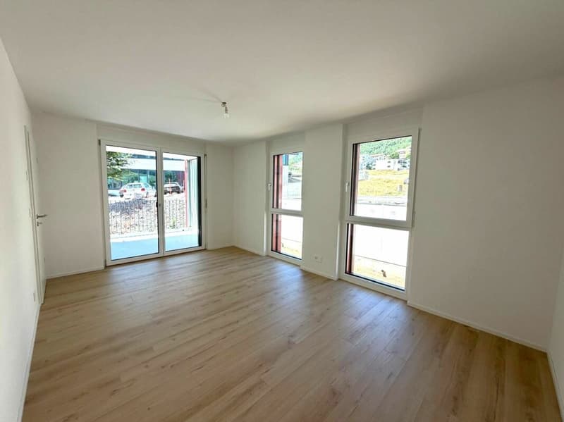 Villeret, superbe appartement de 2.5 pièces au 1er étage avec terrasse et ascenseur (7)