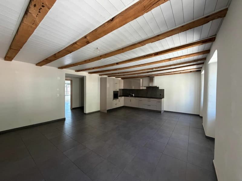 St-Imier, magnifique appartement de 3.5 pièces avec ascenseur (2)