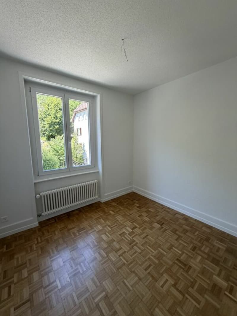St-Imier, joli et lumineux appartement rénové de 4.5 pces au 2ème (8)