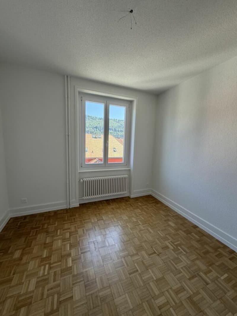 St-Imier, joli et lumineux appartement rénové de 4.5 pces au 2ème (5)