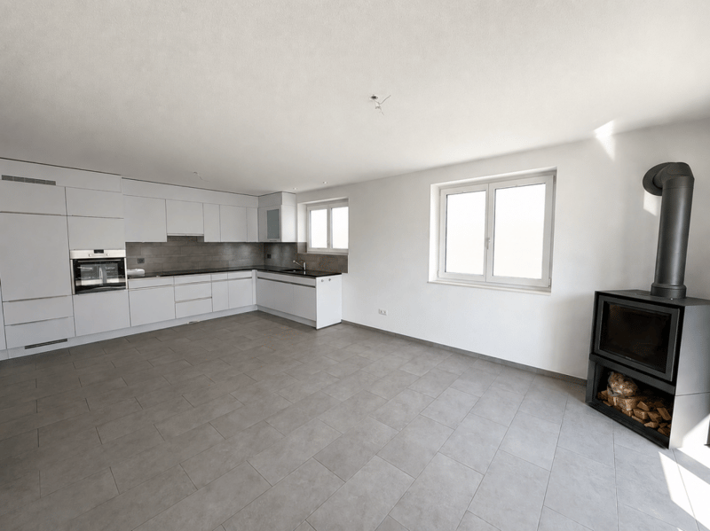 Tavannes, magnifique appartement de 3.5 pièces au rez avec terrasse (2)