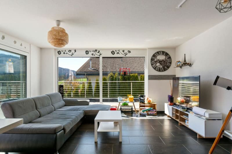 St-Imier, magnifique villa de 5.5 pièces avec jardin et carport (5)