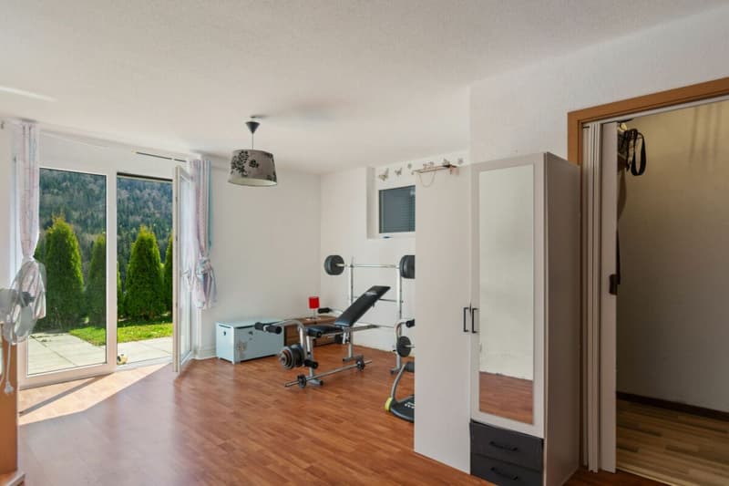 St-Imier, magnifique villa de 5.5 pièces avec jardin et carport (9)