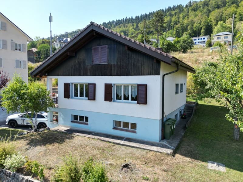 Renan, jolie maison individuelle de 6 pièces (1)