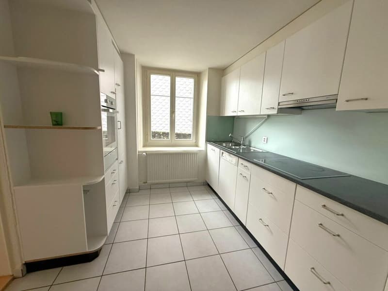 St-Imier, appartement de 3.5 pièces - peinture neuve (1)