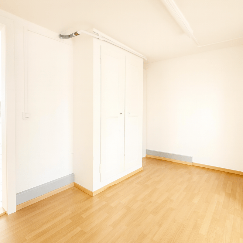 St-Imier, appartement de 3.5 pièces - peinture neuve (3)