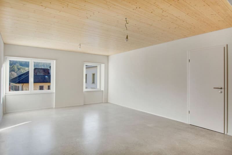 Corgémont, magnifique appartement de 2.5 pièces, ascenseur, balcon (3)