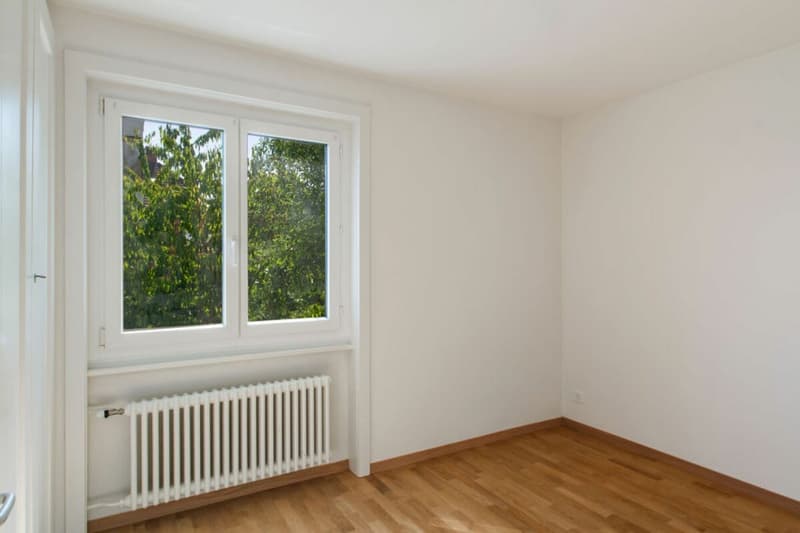 Corcelles, bel appartement de 3.5 pièces avec balcon, garage, place de parc (10)