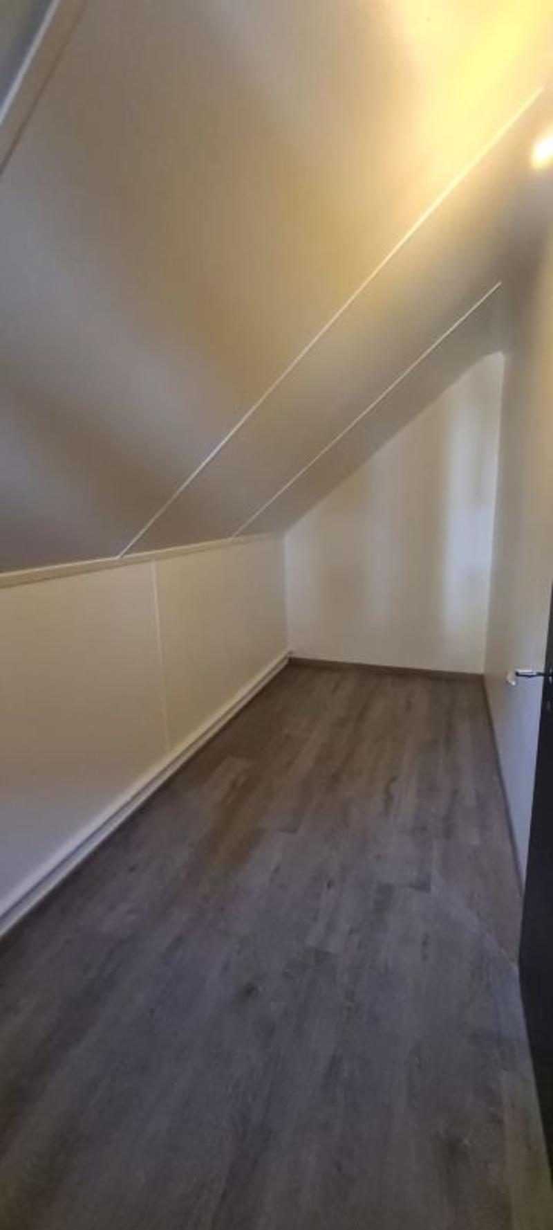 Chaux-de-Fonds, joli appartement rénové de 1.5 pièce (6)