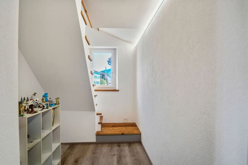 Sonvilier, magnifique maison de 5.5 pièces rénovée (7)