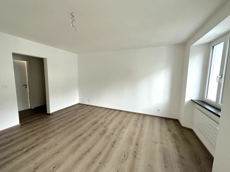 Sonvilier, magnifique maison de 5.5 pièces rénovée (5)