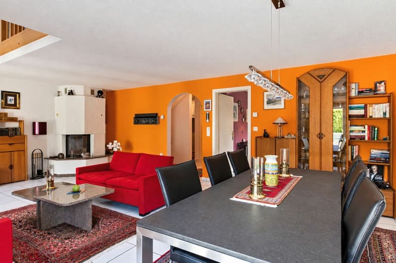 Cortébert, belle maison de 5.5 pièces avec jardin et garage double (5)