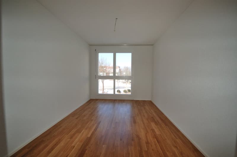 Moderne 3.5-Zimmerwohnung mit Balkon (6)