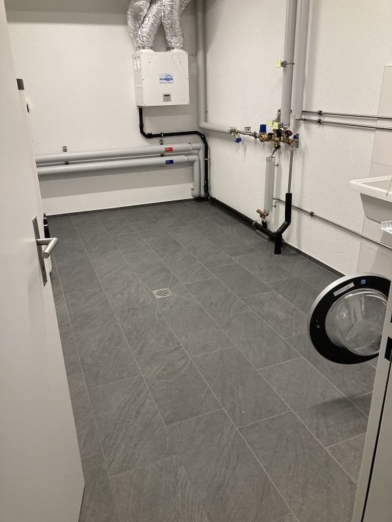 5.5-Z-WHG NWFL 162 m2 mit Gartensitzpl. /Keller/Weinkeller/Technik  ca 60 m2  - in 2-Familienhaus (10)
