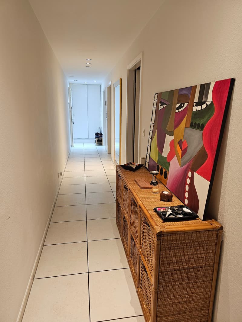 Ruhiges Wohnen, nah in der City in 4-Zimmer-Wohnung mit Balkon inkl. 1 Parkplatz  in Binningen (2)