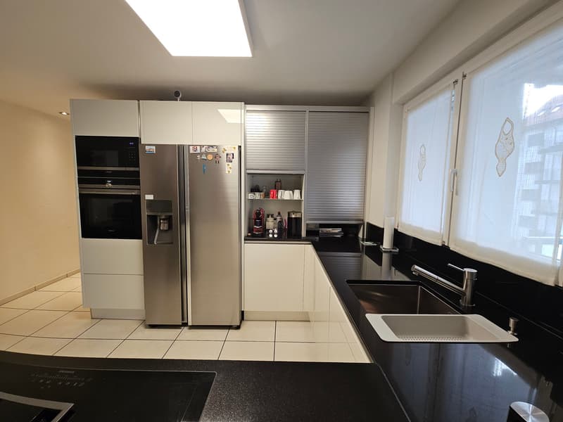 Ruhiges Wohnen, nah in der City in 4-Zimmer-Wohnung mit Balkon inkl. 1 Parkplatz  in Binningen (13)