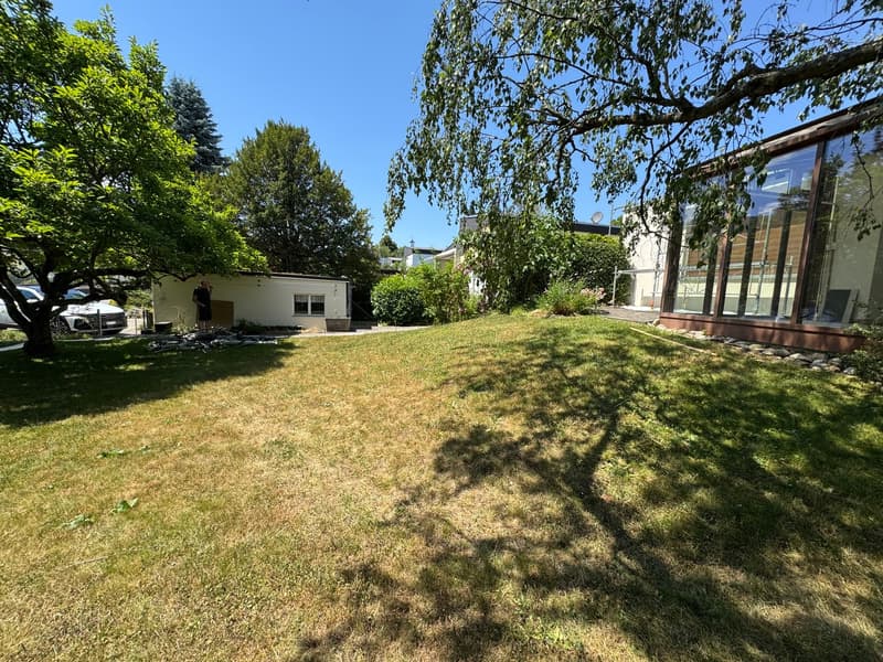 Freistehendes 5-Zimmer- EFH mit Wintergarten, Garten mit schönem Baumbestand in Witterswil – (4)