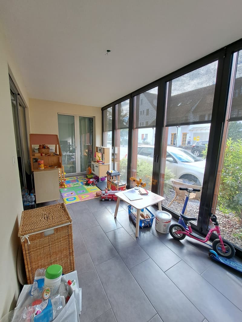 grosszügige 4.5-Zimmer-Wohnung mit Gartensitzplatz inkl. Hobbyraum – familienfreundlich und zentral (5)