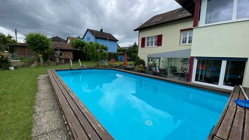 8-Zimmer-Einfamilienhaus mit Pool - ideal für Patchwork-Familien oder Mehrgenerationenhaus! (2)