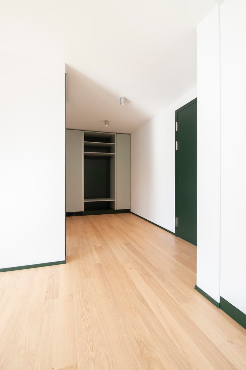 Eingangsbereich mit grosser Garderobe