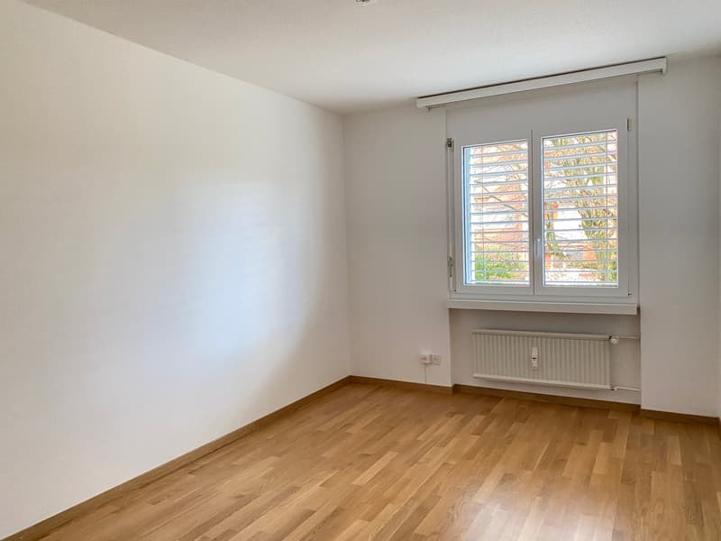 grosszügige 3 1/2-Zimmer-Wohnung (7)