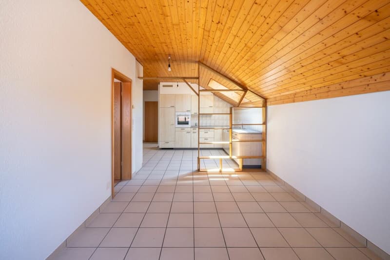 Charmante 2.5-Zimmer-Wohnung in Safnern (2)