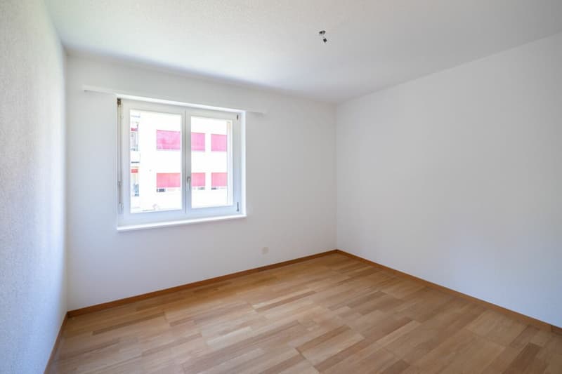 Helle 3.5-Zimmer-Wohnung mit Balkon in Safnern (8)