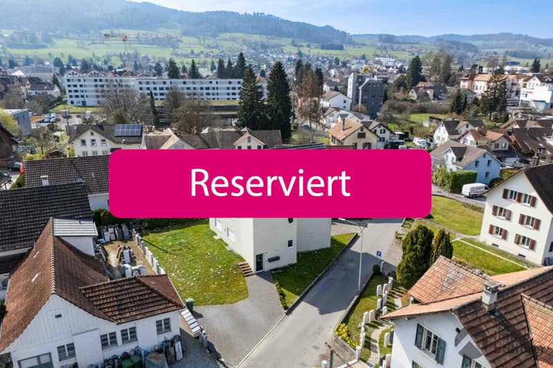 RESERVIERT - Stilvoll leben über den Dächern - Dachgeschosswohnung in (1)