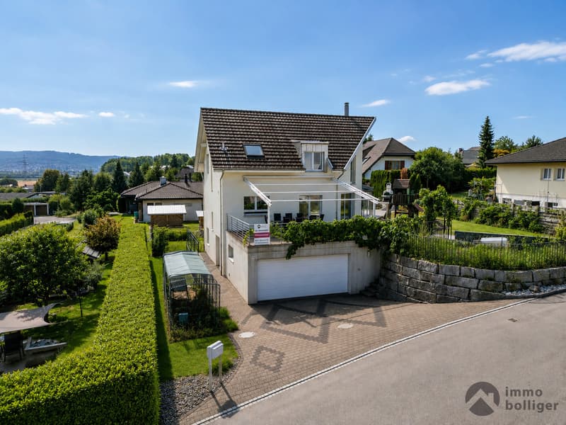 Spitziges Haus an spitzer Lage (1)