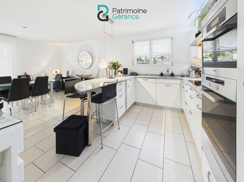 Maison familiale à deux logements (3)