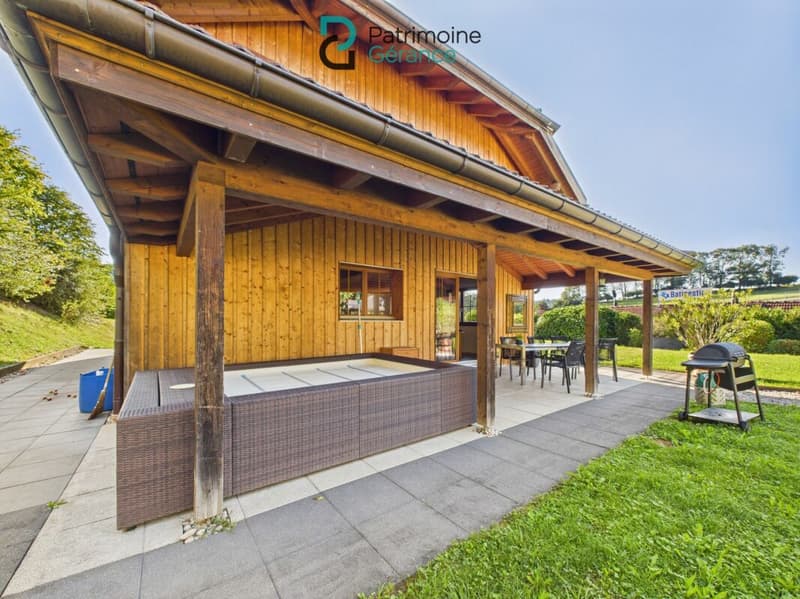 Colocation haut de gamme en maison individuelle avec jardin et piscine (15)