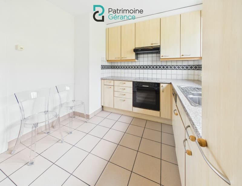 Idéalement situé ! Appartement de 4.0 pièces (4)