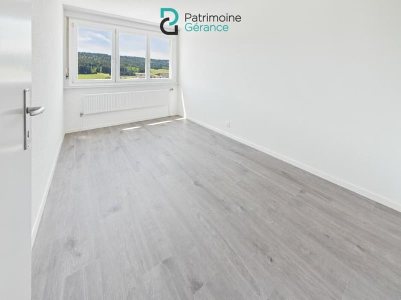 Rénové ! Appartement de 3 pièces au 7ème étage (9)