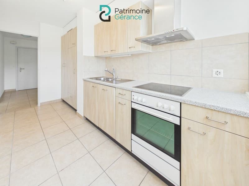 Rénové ! Appartement de 3 pièces au 7ème étage (4)
