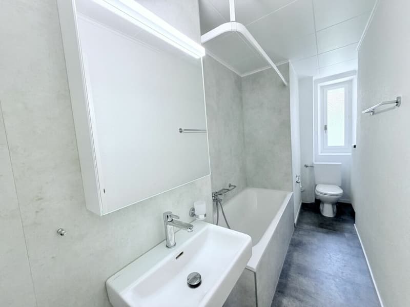 Rénové ! Appartement de 4.0 pièces avec balcon (7)