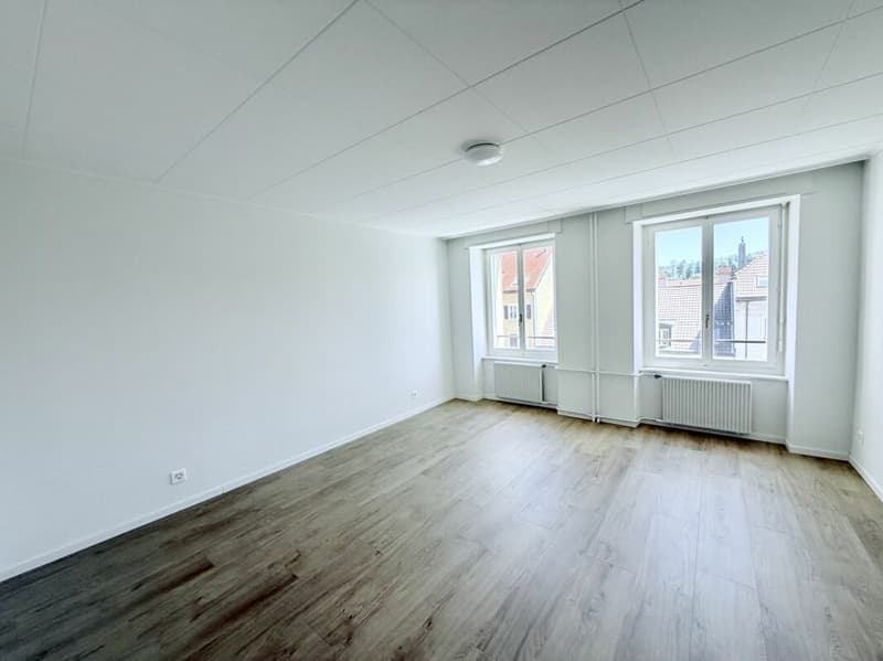 Rénové ! Appartement de 4.0 pièces avec balcon (3)