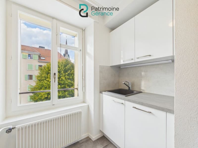 Fraîchement rénové ! Appartement de 4.0 pièces avec balcon (2)