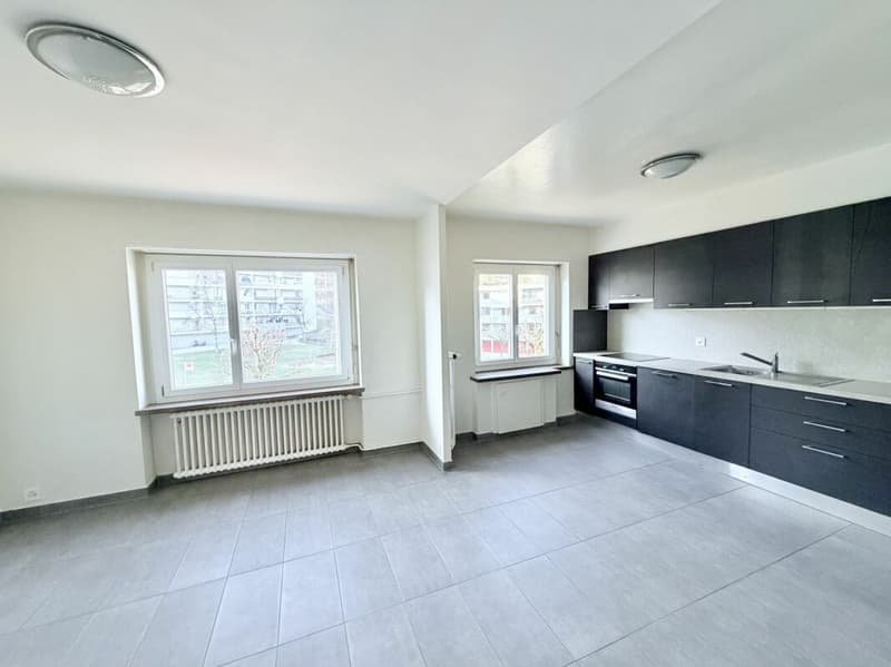 Appartement idéalement situé - 3.0 pièces avec balcon (2)