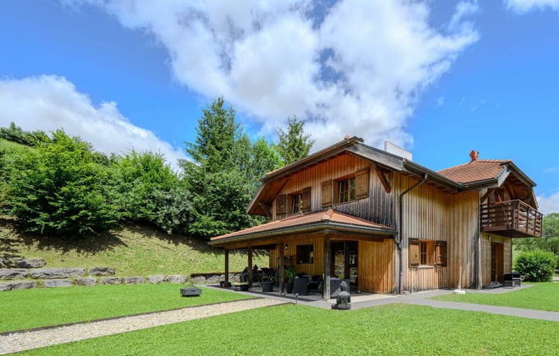 COLOCATION MEUBLÉE DANS UNE VILLA AVEC JARDIN ET PISCINE - DÈS CHF 695.-/MOIS ! (1)