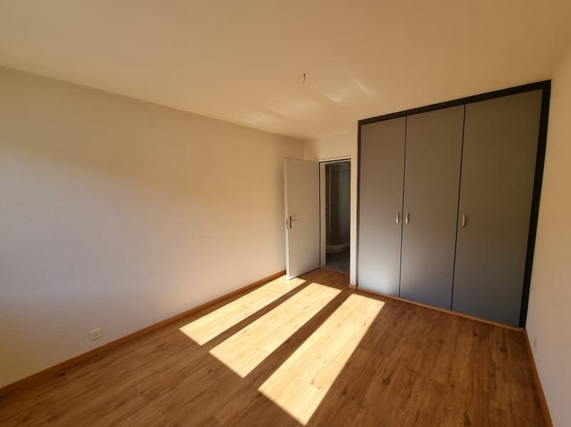 Spacieux appartement 4.5 pièces avec balcon à Couvet (11)