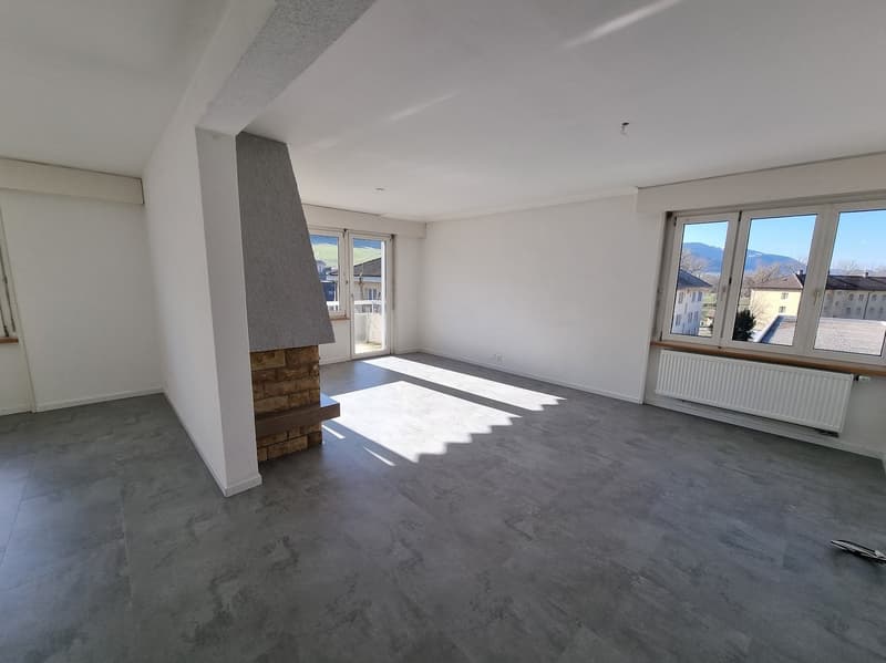 Spacieux appartement 4.5 pièces avec balcon à Couvet (5)