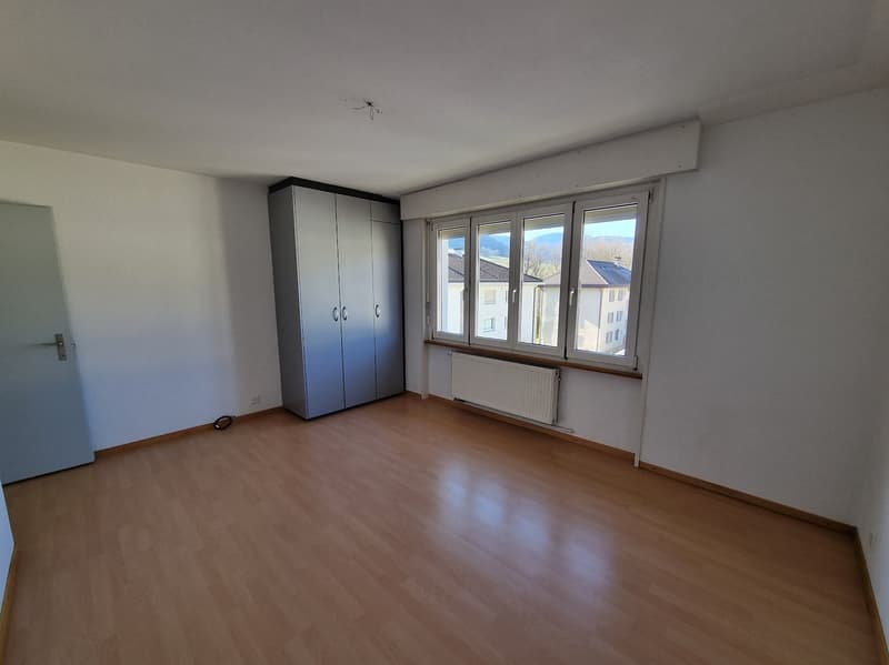 Spacieux appartement 4.5 pièces avec balcon à Couvet (7)