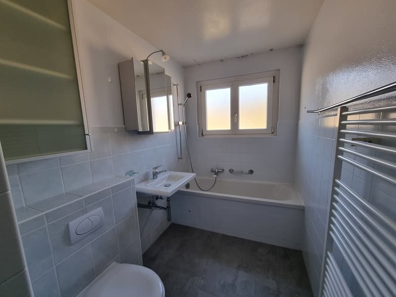 Spacieux appartement 4.5 pièces avec balcon à Couvet (15)