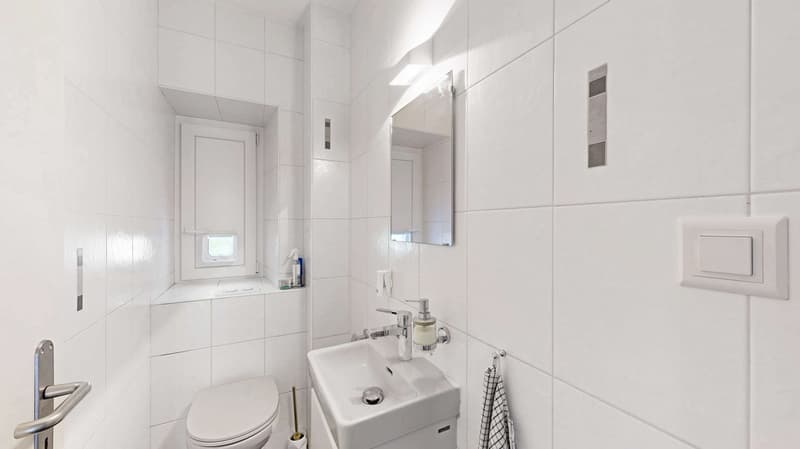 Superbe appartement de 4 pièces avec grand balcon, jardin et dans un quartier très calme (8)