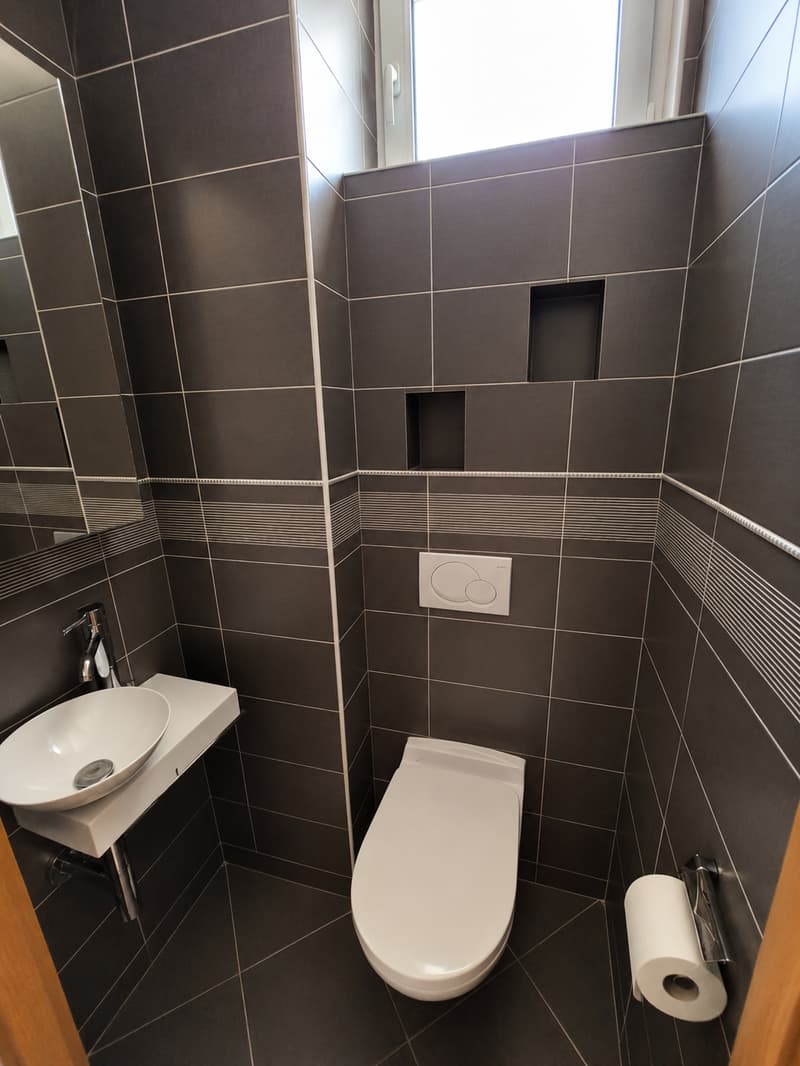 Superbe appartement de 5 pièces en triplex au 1er étage avec terrasse et jardin (9)