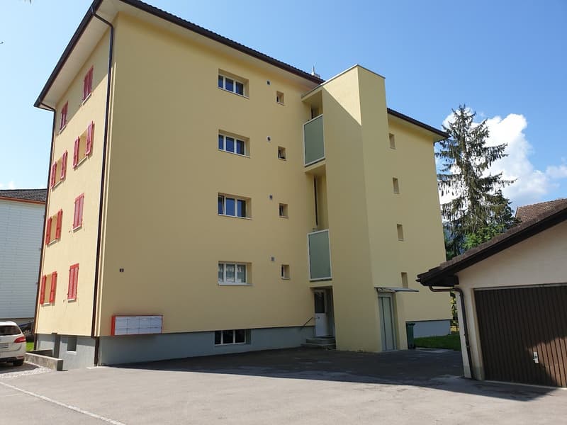Appartement de 3 pièces avec balcon au rez de chassée (6)